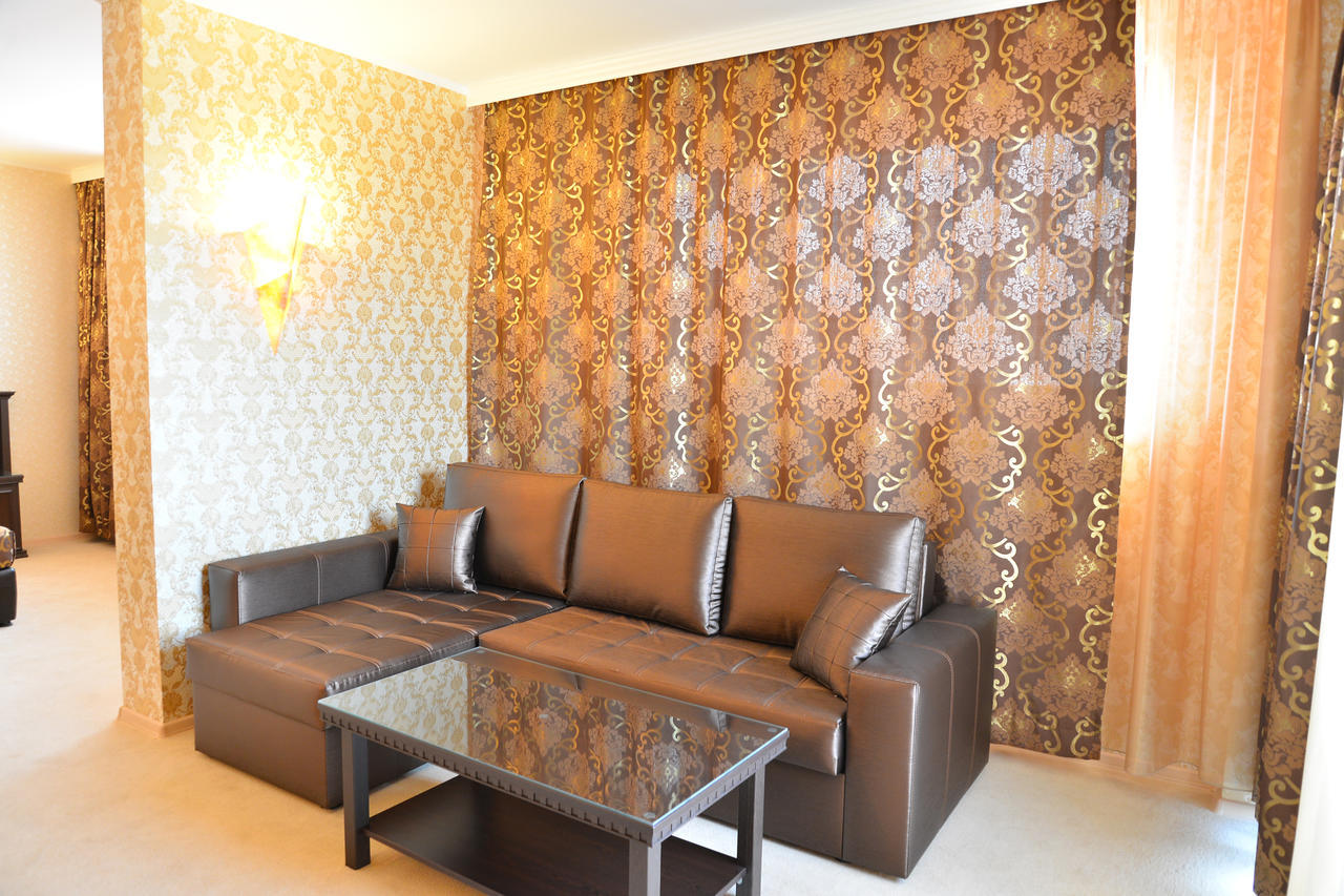 Chateau-Hotel Trendafiloff -B&B Chirpan Pokoj fotografie